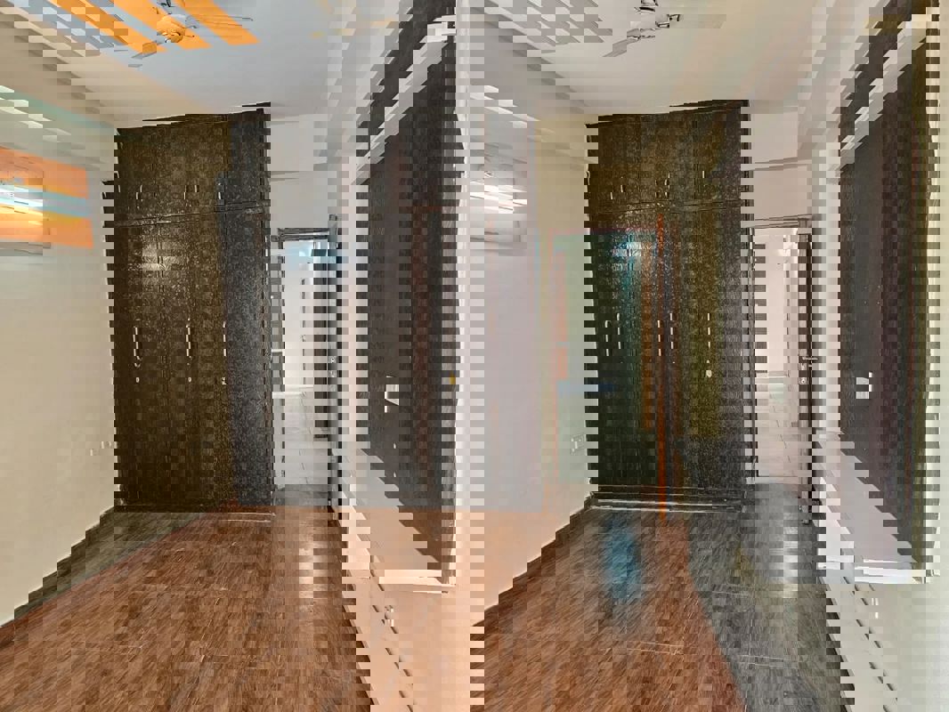 4 BHK 1960 Sq.Ft. Apartment in Ajnara Homes