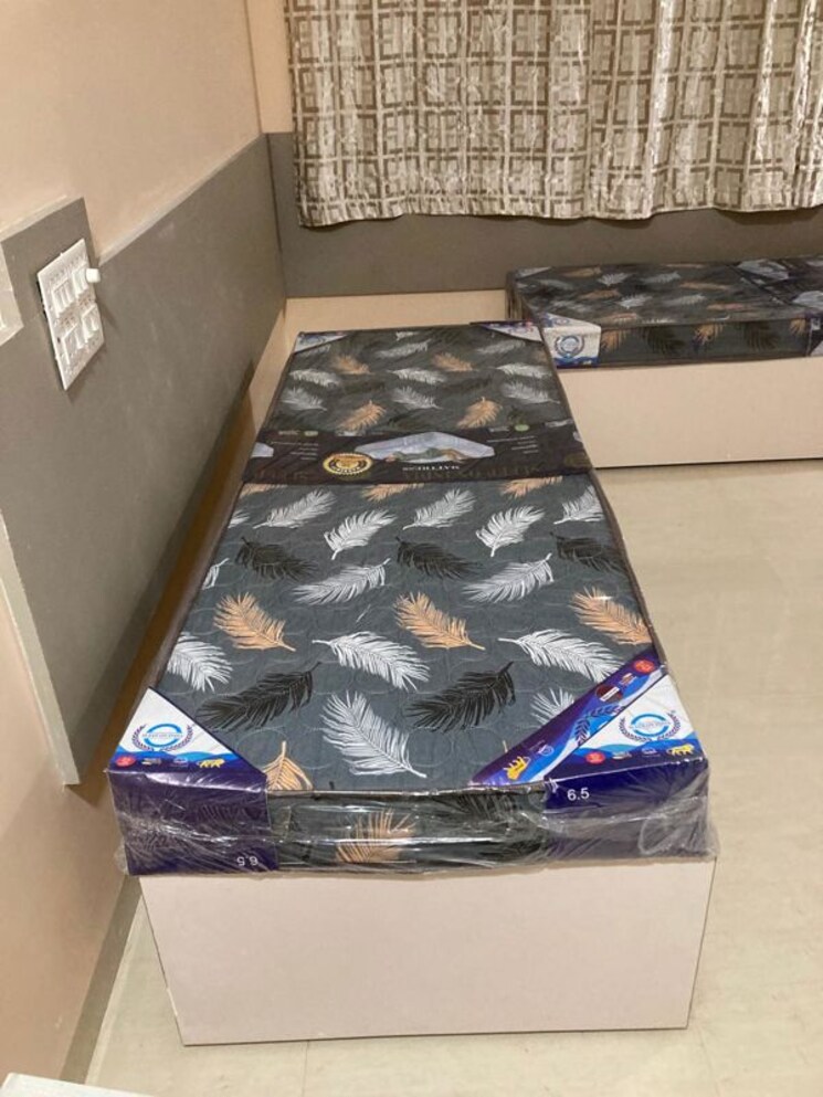 Room, chinchbhuwan 2 Bedroom 1400 Sq.Ft. Apartment In Chinchbhuwan Nagpur 9728516