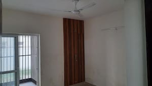 Room in 3 BHK Builder Floor at Sector 37 – for Sale