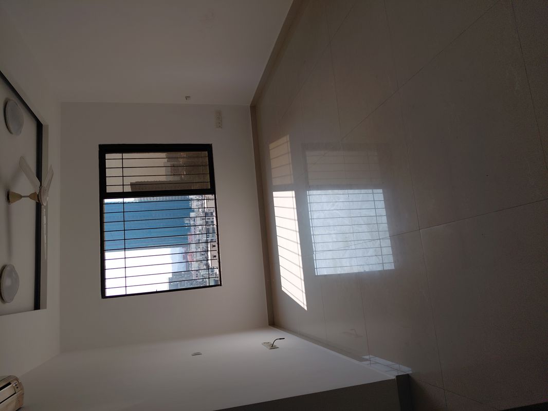 2 BHK Apartment For Rent in Lalani Grandeur