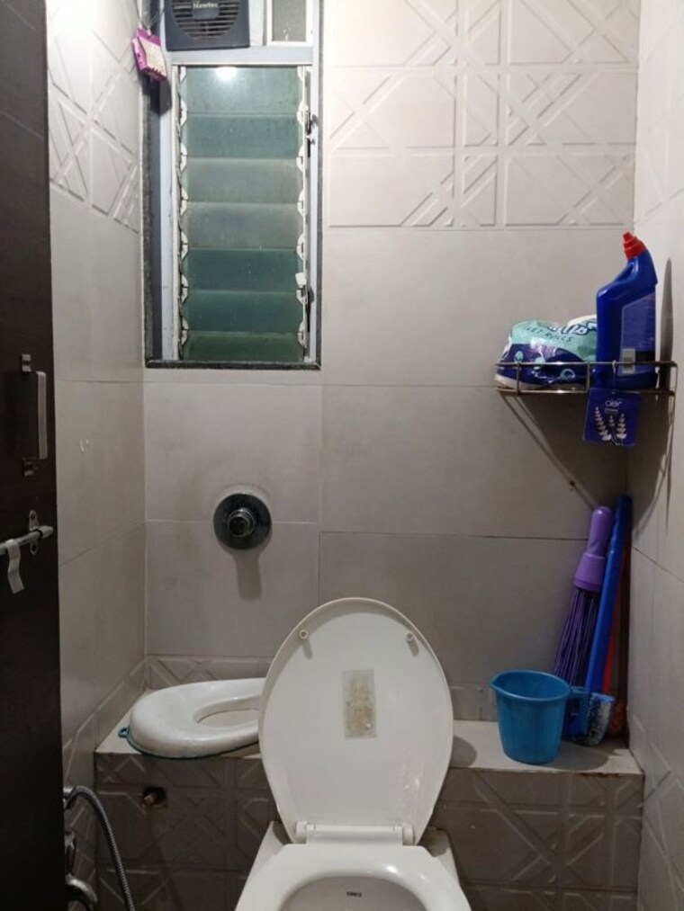 Bathroom, dgs-sheetal-tapovan 1 Bedroom 419 Sq.Ft. Apartment In Malad East Mumbai 9728546
