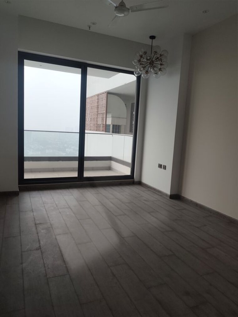 Room, aba-county-107 5 Bedroom 6570 Sq.Ft. Apartment In Sector 107 Noida 9728552
