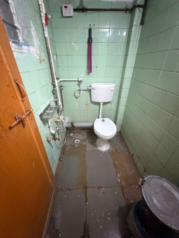 Bathroom, old sangvi 1 Bedroom 550 Sq.Ft. Apartment In Old Sangvi Pune 9728555