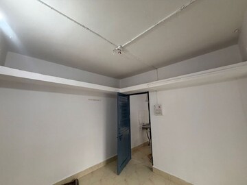 Room in 1 BHK Apartment at Old Sangvi – for Rent