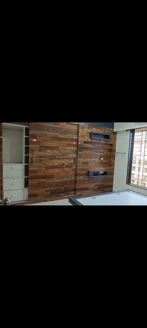 Room in 2 BHK Apartment at Bhoomi Acres M Wing, Thane West – for Sale