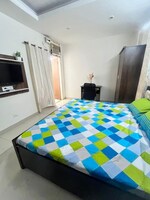 1 Rk  450 Sq.Ft. Builder Floor in Vipul Square