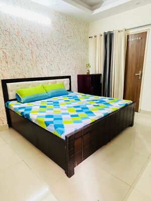 Bedroom in 1 RK Builder Floor at Vipul Square, Sushant Lok I – for Rent