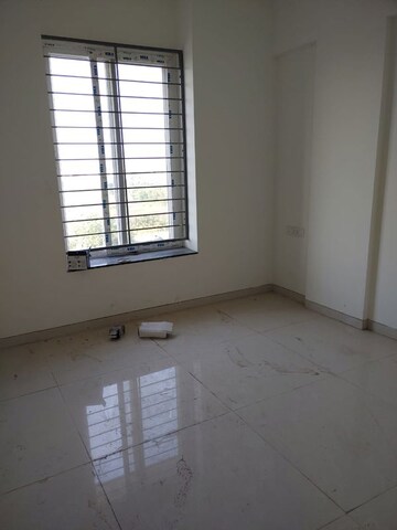 Room in 2 BHK Apartment at Pinnacle Neelanchal, Baner – for Sale