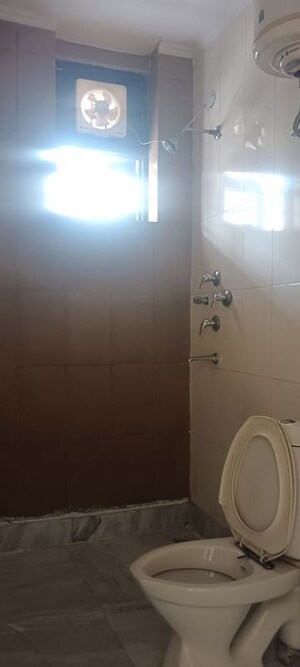 4 BHK Apartment For Rent in Bestech Park View Spa, Sector 47