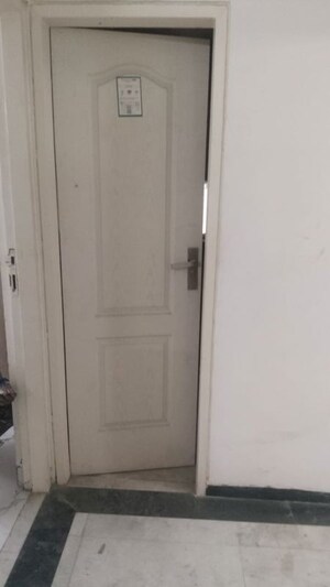  3 BHK Apartment at DLF Beverly Park II, Sector 25 – for Rent