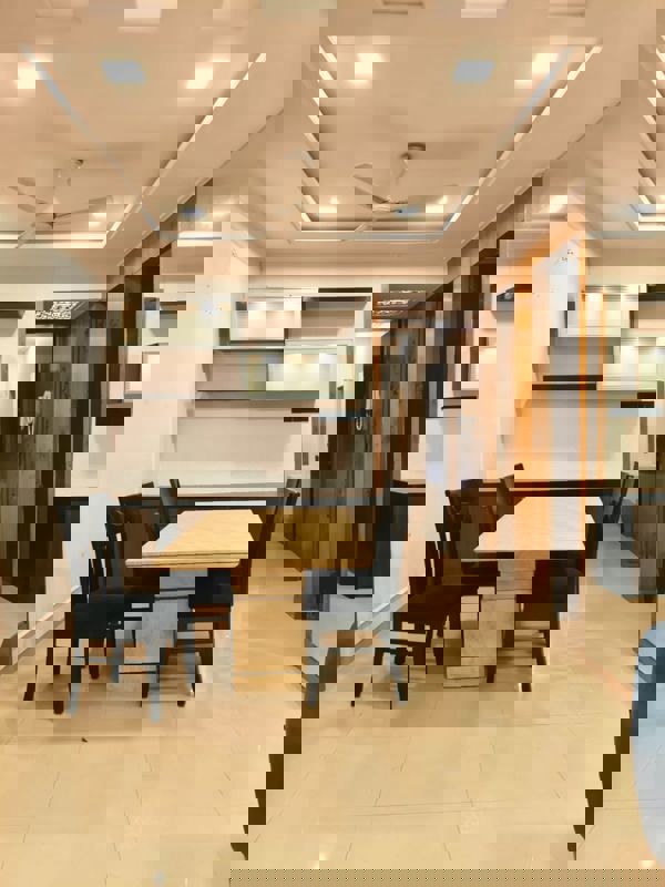 3 BHK 1000 Sq.Ft. Apartment in Rustomjee OZone