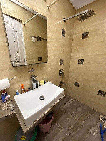 Bathroom in 1 BHK Apartment at Neeraj Apartments Andheri West, Andheri West – for Rent