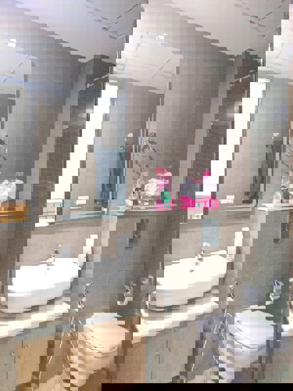 3 BHK + Servant Room Apartment For Rent in DLF Richmond Park