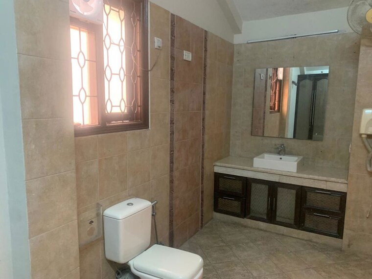 Bathroom, conscient-heritage-one 4 Bedroom 2390 Sq.Ft. Apartment In Sector 62 Gurgaon 9728629