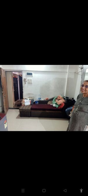 1 BHK Apartment For Rent in Mangal Manohar CHS, Prabhadevi