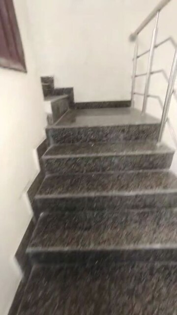 Staircase in 4 BHK Villa at Panchsheel Villas, Sector 16 Greater Noida – for Rent