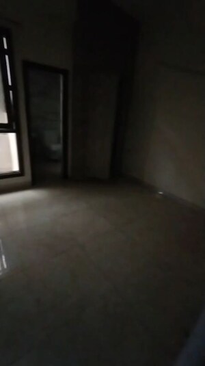 Room in 4 BHK Villa at Panchsheel Villas, Sector 16 Greater Noida – for Rent