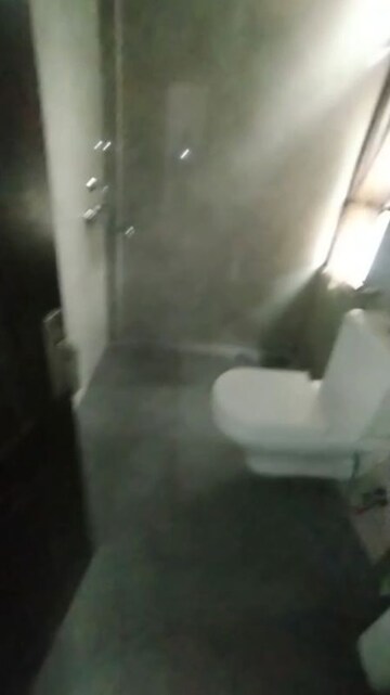 Bathroom in 4 BHK Villa at Panchsheel Villas, Sector 16 Greater Noida – for Rent