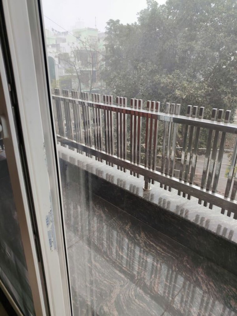 Balcony, sector 40 2 Bedroom 1399 Sq.Ft. Builder Floor In Sector 40 Gurgaon 9728675