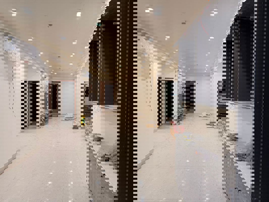 4 BHK + Servant Room 2700 Sq.Ft. Apartment in Prestige Beverly Hills