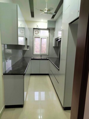 Building Lobby in 2 BHK Builder Floor at Sector 31 – for Rent