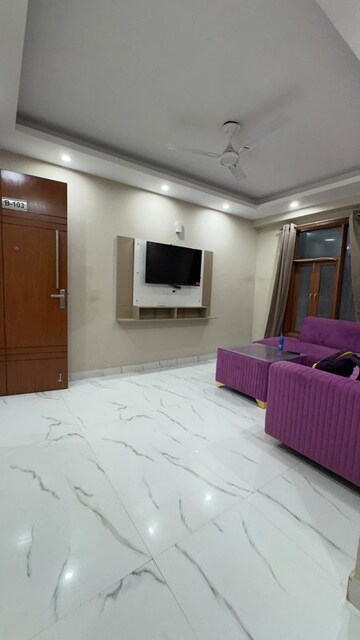 Bedroom in 1 BHK Builder Floor at Chattarpur – for Rent