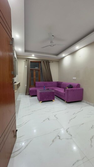 1 BHK Builder Floor For Rent in Chattarpur