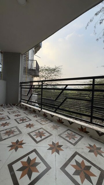 Balcony in 1 BHK Builder Floor at Chattarpur – for Rent