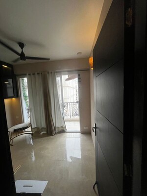 Building Lobby in 3 BHK Builder Floor at Signature Global Park 4 and 5, Sohna Sector 36 – for Rent