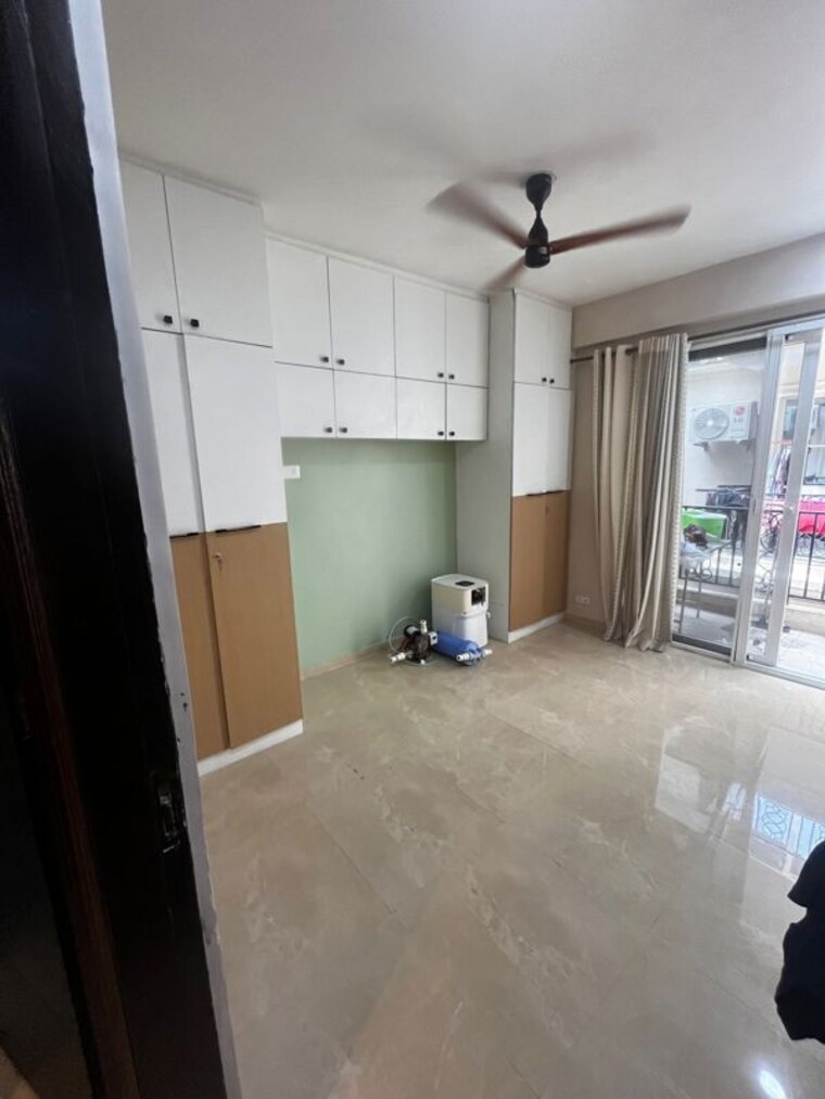 Room, signature-global-park-4-and-5 3 Bedroom 1120 Sq.Ft. Builder Floor In Sohna Sector 36 Gurgaon 9728718