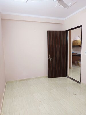 Room in 2 BHK Builder Floor at Saket – for Rent