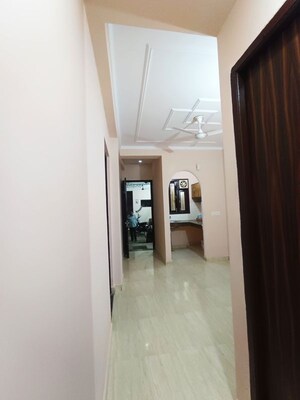 2 BHK Builder Floor For Rent in Saket