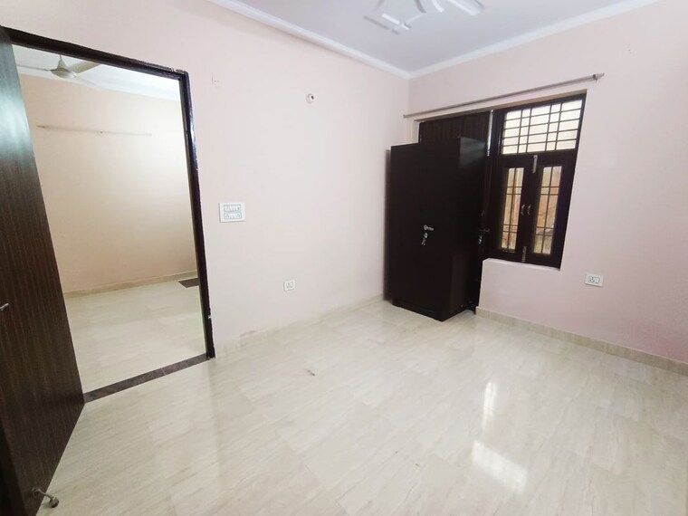 Room, saket 2 Bedroom 850 Sq.Ft. Builder Floor In Saket Delhi 9728734