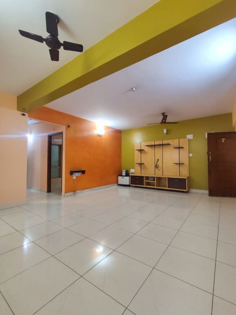 Living Room, manish-priyamvada-apartments 3 Bedroom 1500 Sq.Ft. Apartment In Btm Layout Bangalore 9728746