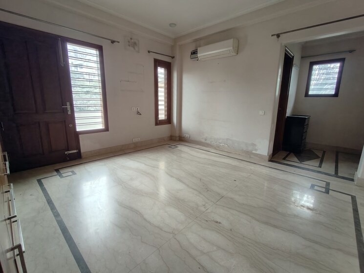 Room, ardee-city 3 Bedroom 1830 Sq.Ft. Apartment In Sector 52 Gurgaon 9728763