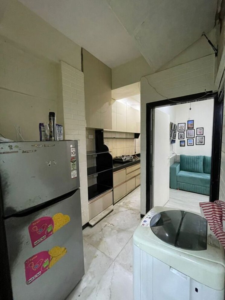 Kitchen, khar west 1 Bedroom 500 Sq.Ft. Apartment In Khar West Mumbai 9728771