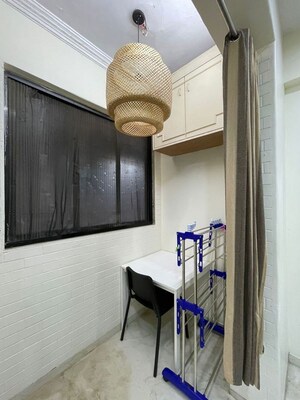  1 BHK Apartment at Khar West – for Rent