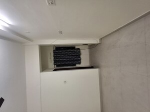 Room in 2 BHK Apartment at New Manish Nagar – for Rent