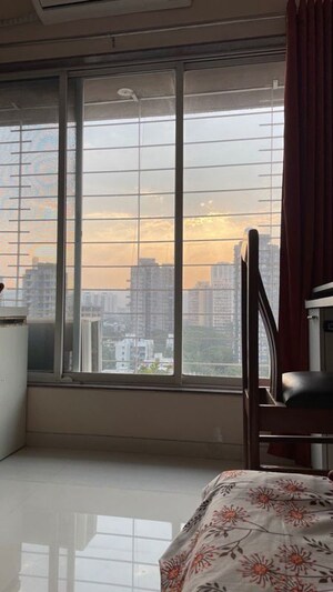 Room in  Pg at Vibhuti Khand – for Rent