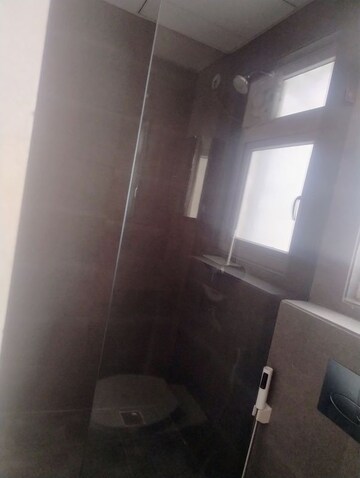 Furnished Amenities in 3 BHK Apartment at Mapsko Mount Ville, Sector 79 – for Rent