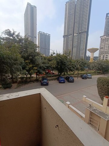 Balcony in 2.5 BHK Apartment at Emaar MGF Emerald Hills, Sector 65 – for Rent