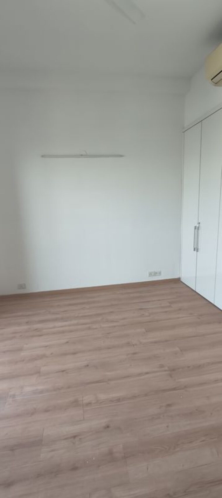 Room, ireo-skyon 3 Bedroom 2045 Sq.Ft. Apartment In Sector 60 Gurgaon 9728874