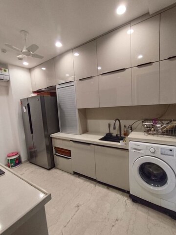 Kitchen in 3 BHK Apartment at Oberoi Eternia, Mulund West – for Sale