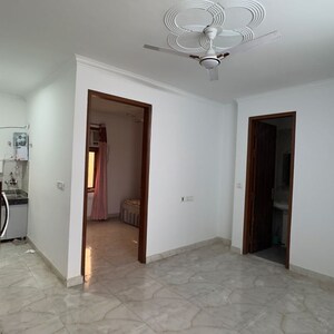Room in 1 BHK Builder Floor at Chattarpur – for Rent