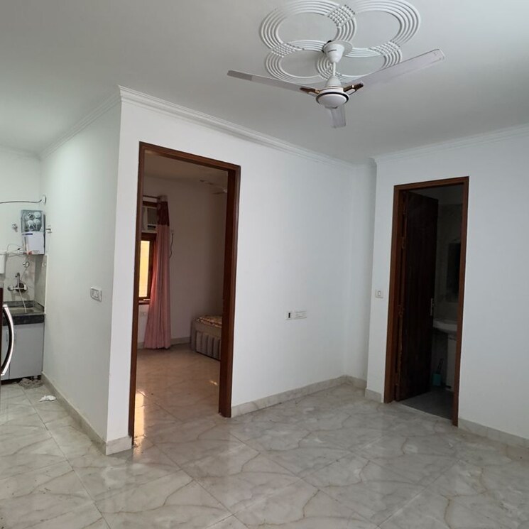 Room, chattarpur 1 Bedroom 450 Sq.Ft. Builder Floor In Chattarpur Delhi 9728879