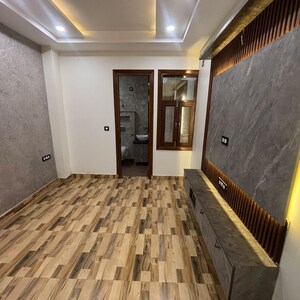 Master Bedroom in 3 BHK Builder Floor at Vikas Puri – for Sale