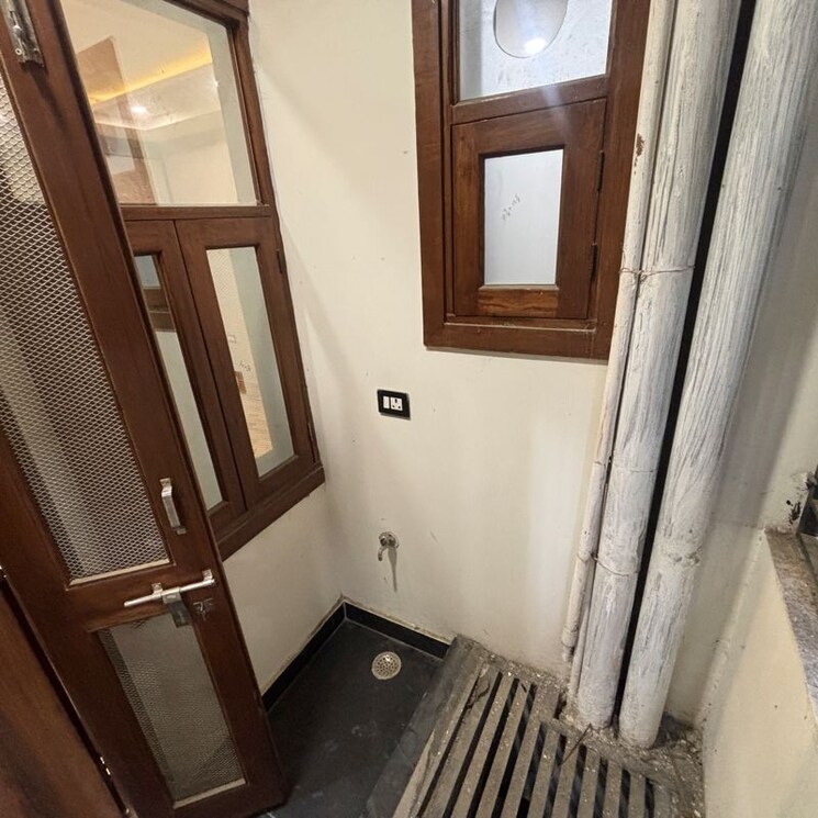 undefined, vikas puri 3 Bedroom 1180 Sq.Ft. Builder Floor In Vikas Puri Delhi 9728884