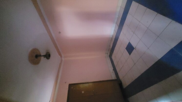 Bedroom, gtb enclave 3 Bedroom 900 Sq.Ft. Apartment In Gtb Enclave Delhi 9728906