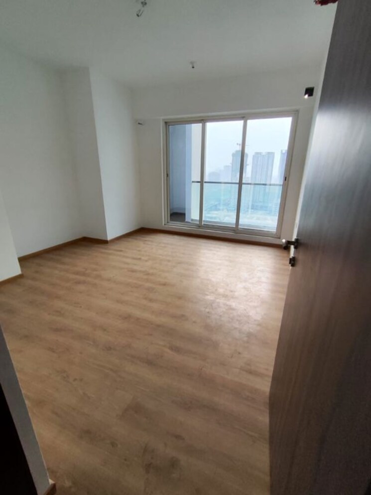 Room, sheth-avalon-phase-2 4 Bedroom 1910 Sq.Ft. Apartment In Laxmi Nagar Thane 9728907