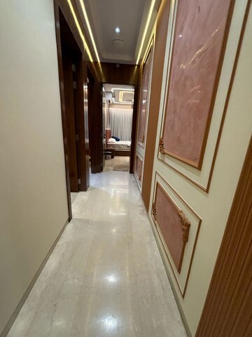 Building Lobby in 3 BHK Apartment at Oberoi Enigma, Mulund West – for Sale